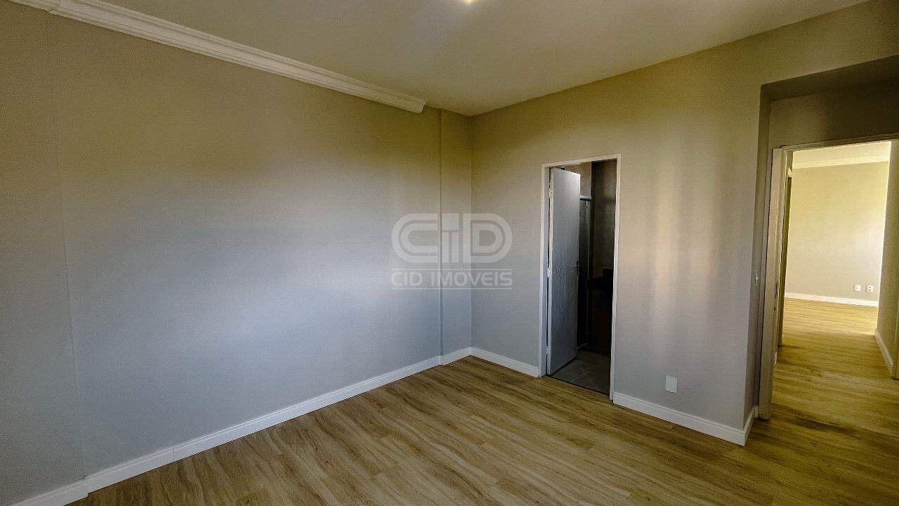 Apartamento à venda com 3 quartos, 123m² - Foto 9