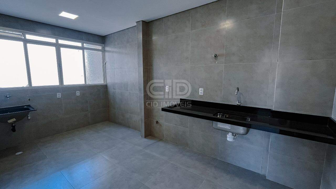 Apartamento à venda com 3 quartos, 123m² - Foto 4