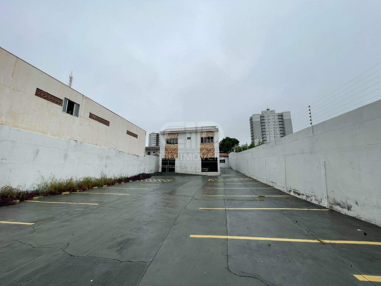 Prédio Inteiro para alugar, 250m² - Foto 25