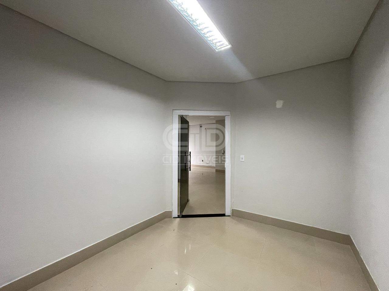 Prédio Inteiro para alugar, 250m² - Foto 9