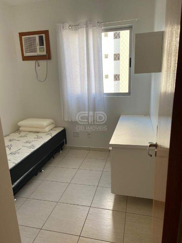 Apartamento à venda com 3 quartos - Foto 12