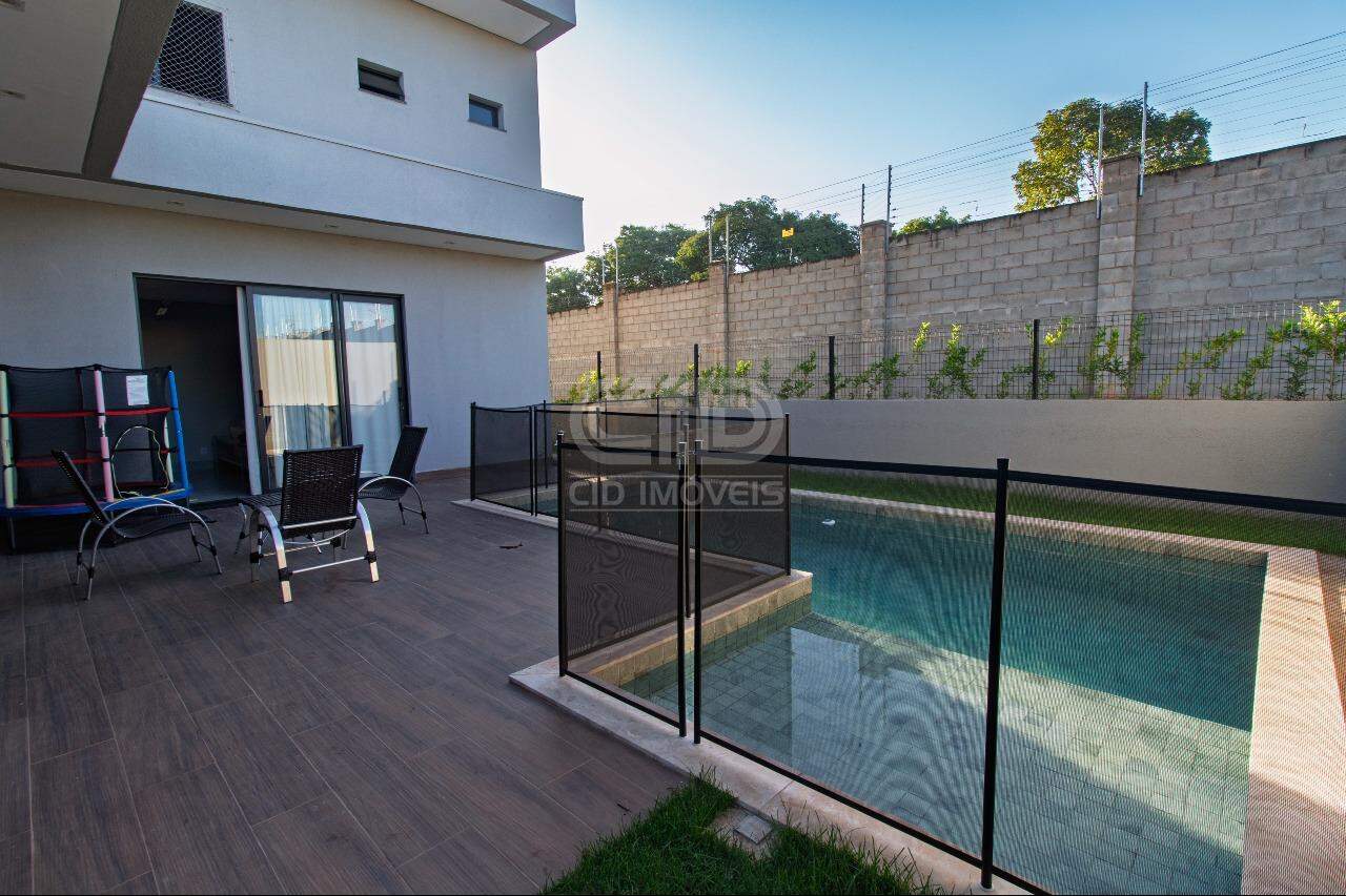 Casa de Condomínio à venda com 3 quartos, 259m² - Foto 17
