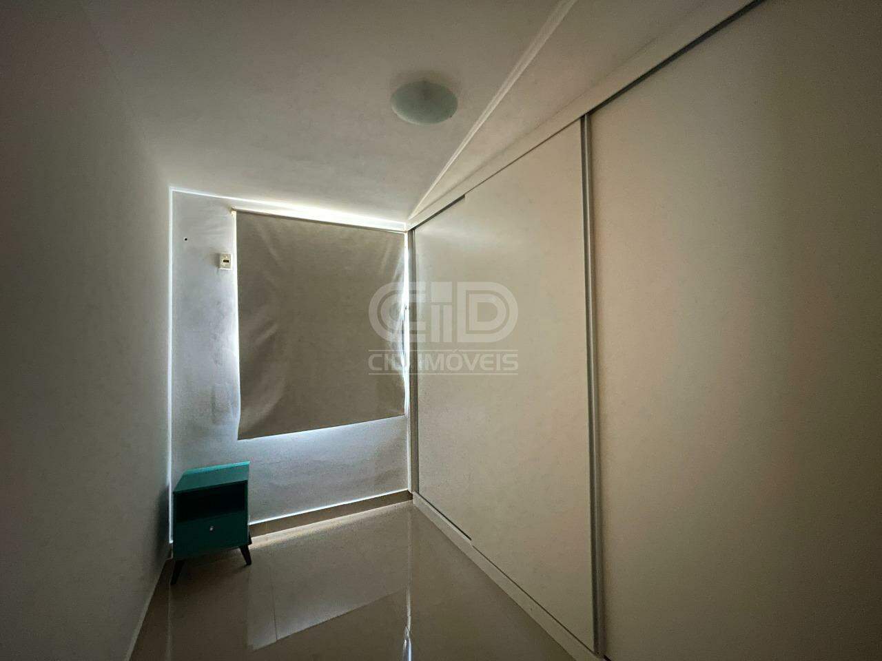 Apartamento para alugar com 2 quartos, 68m² - Foto 8