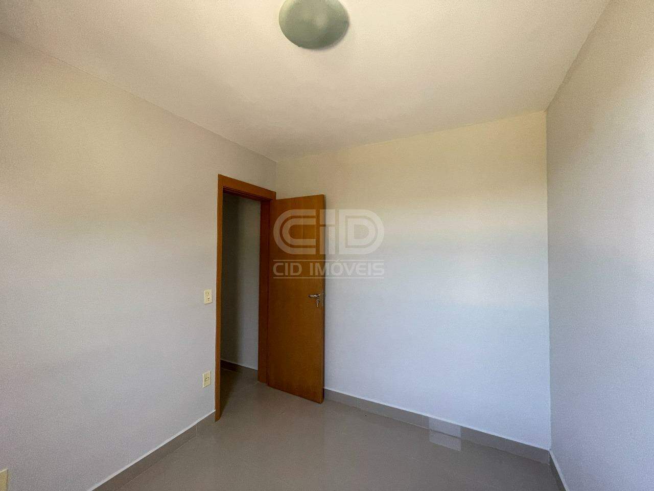 Apartamento para alugar com 2 quartos, 68m² - Foto 12