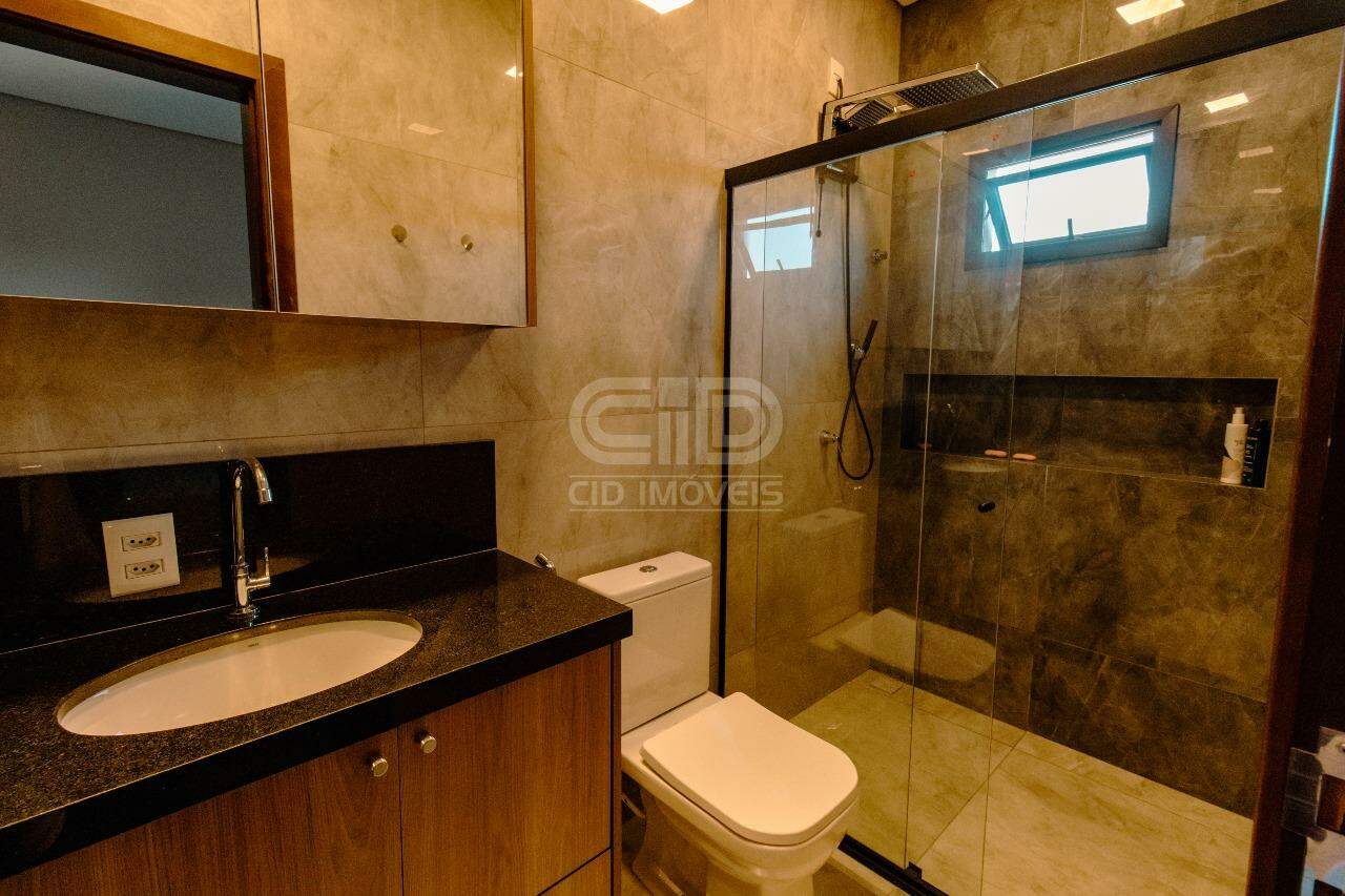 Casa de Condomínio para alugar com 3 quartos, 259m² - Foto 13