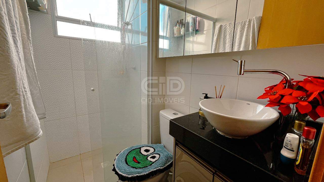 Apartamento à venda com 2 quartos, 42m² - Foto 4