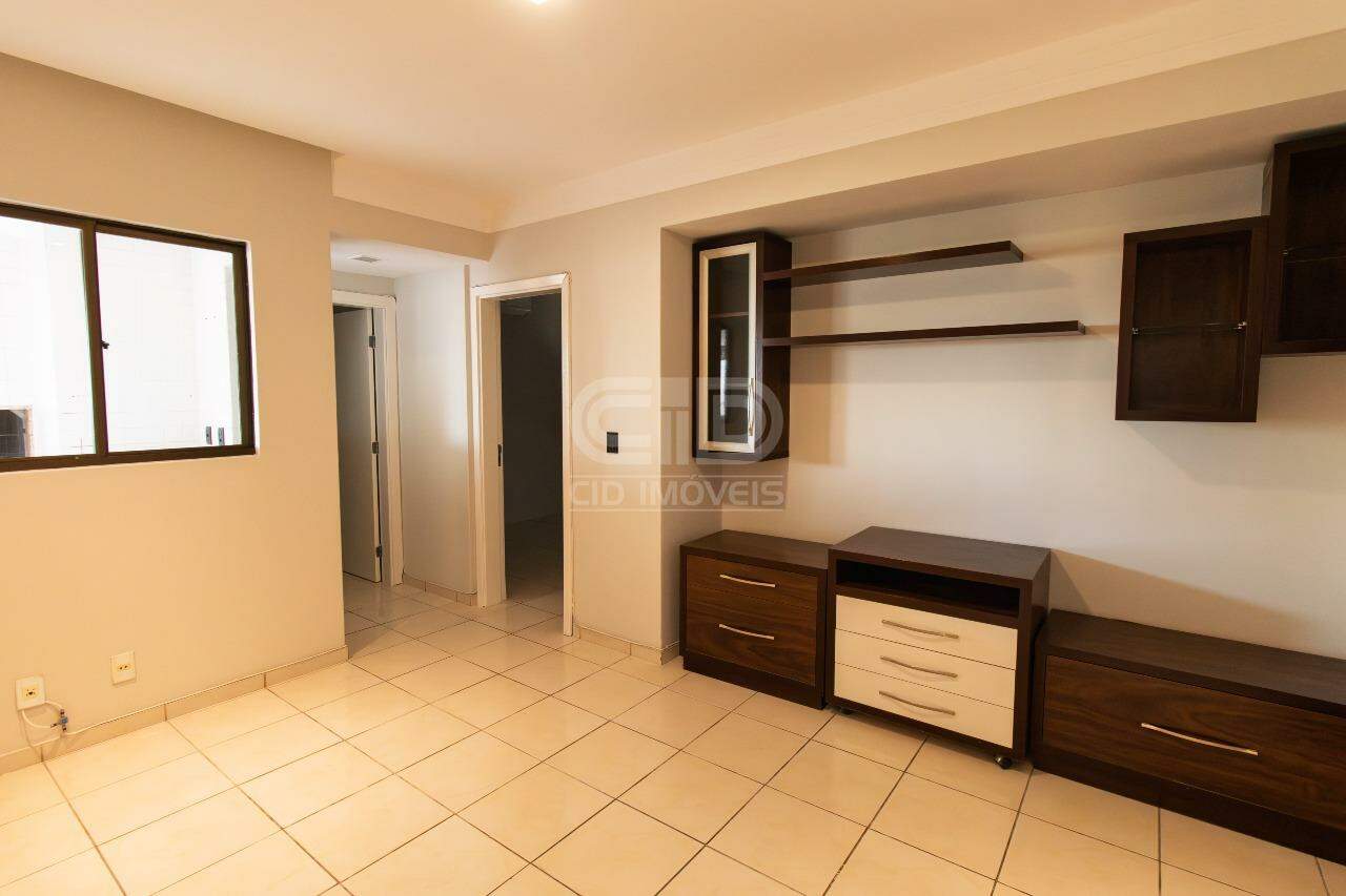 Apartamento à venda com 3 quartos, 158m² - Foto 8