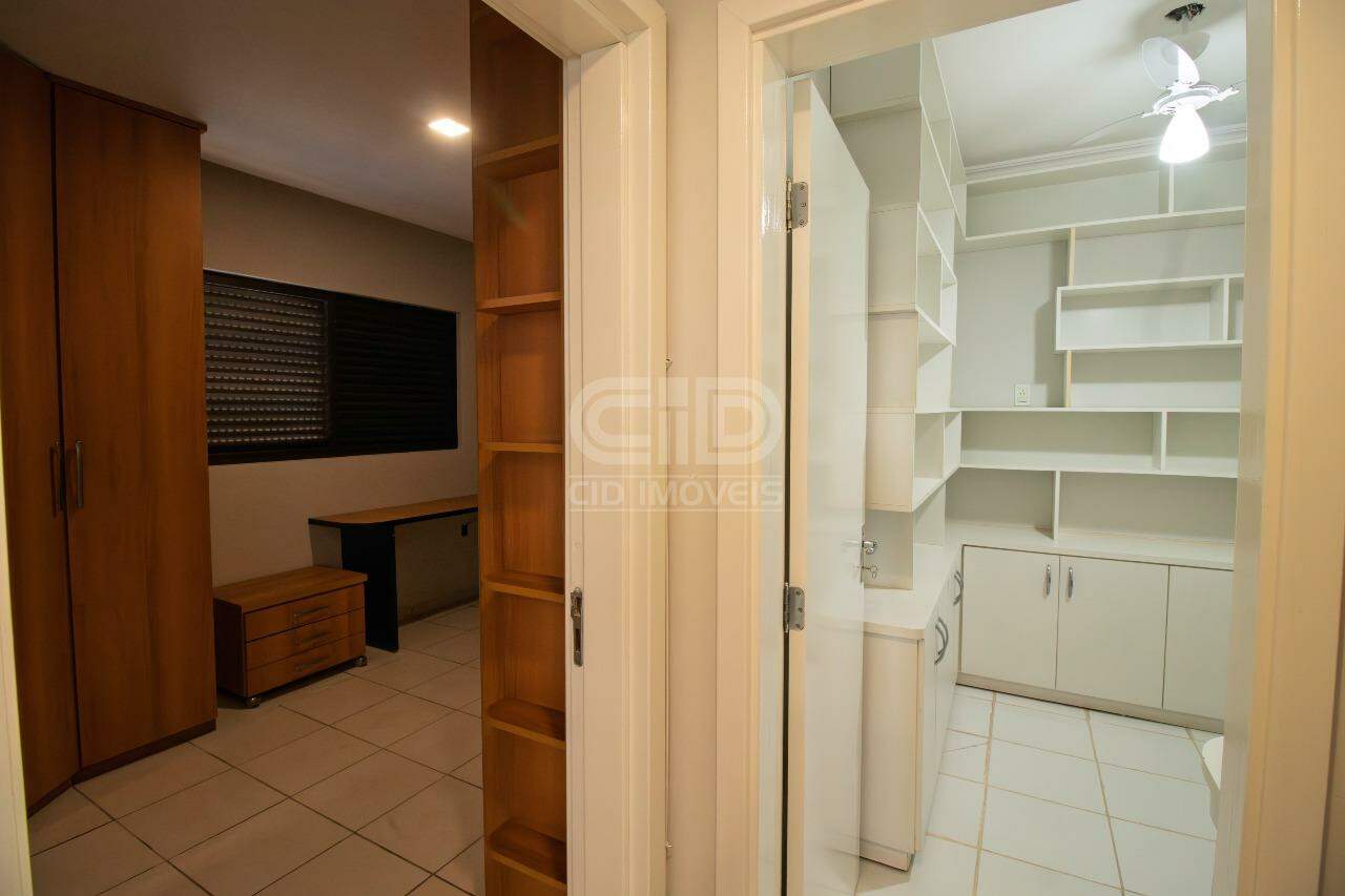 Apartamento à venda com 3 quartos, 158m² - Foto 9