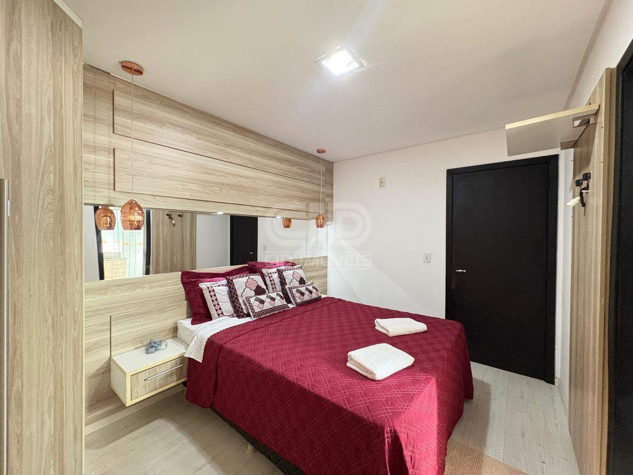 Apartamento à venda no Morada do Ouro: 