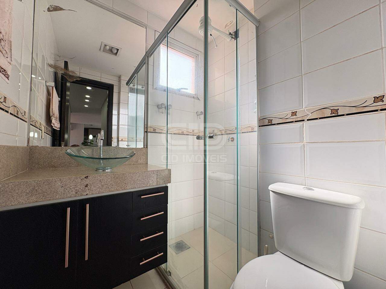 Apartamento à venda no Morada do Ouro: 