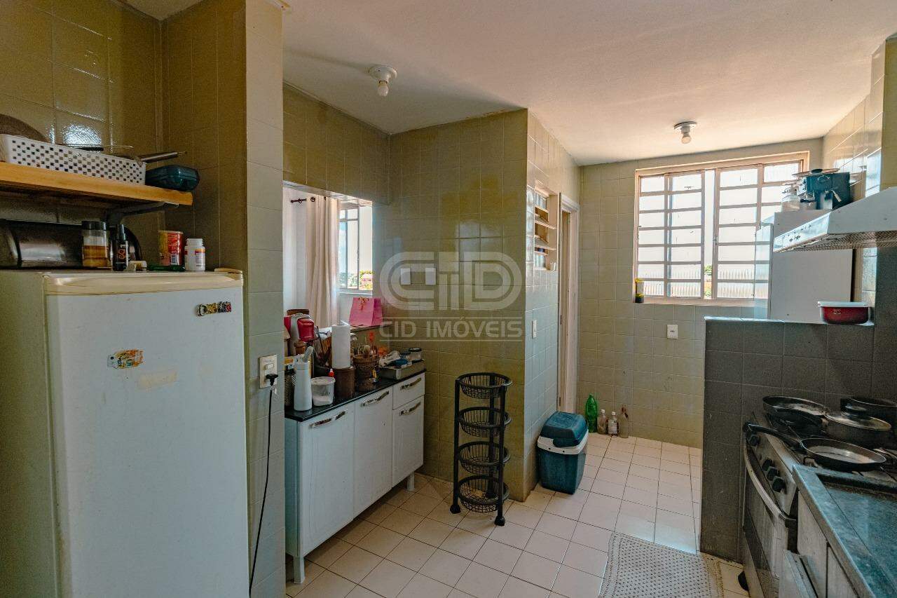 Apartamento à venda com 2 quartos, 62m² - Foto 3