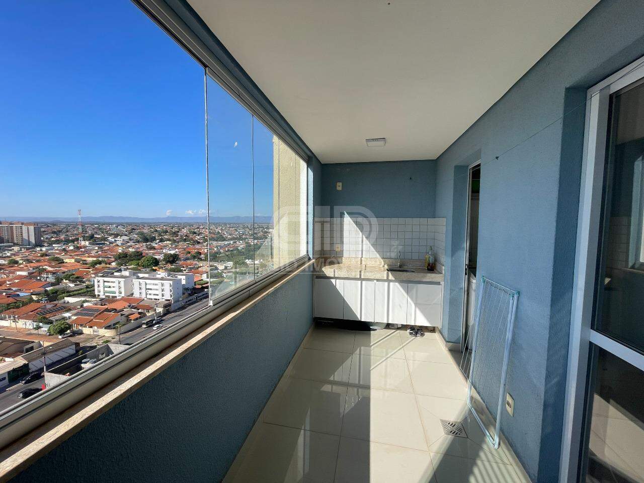 Apartamento para alugar com 3 quartos, 89m² - Foto 2