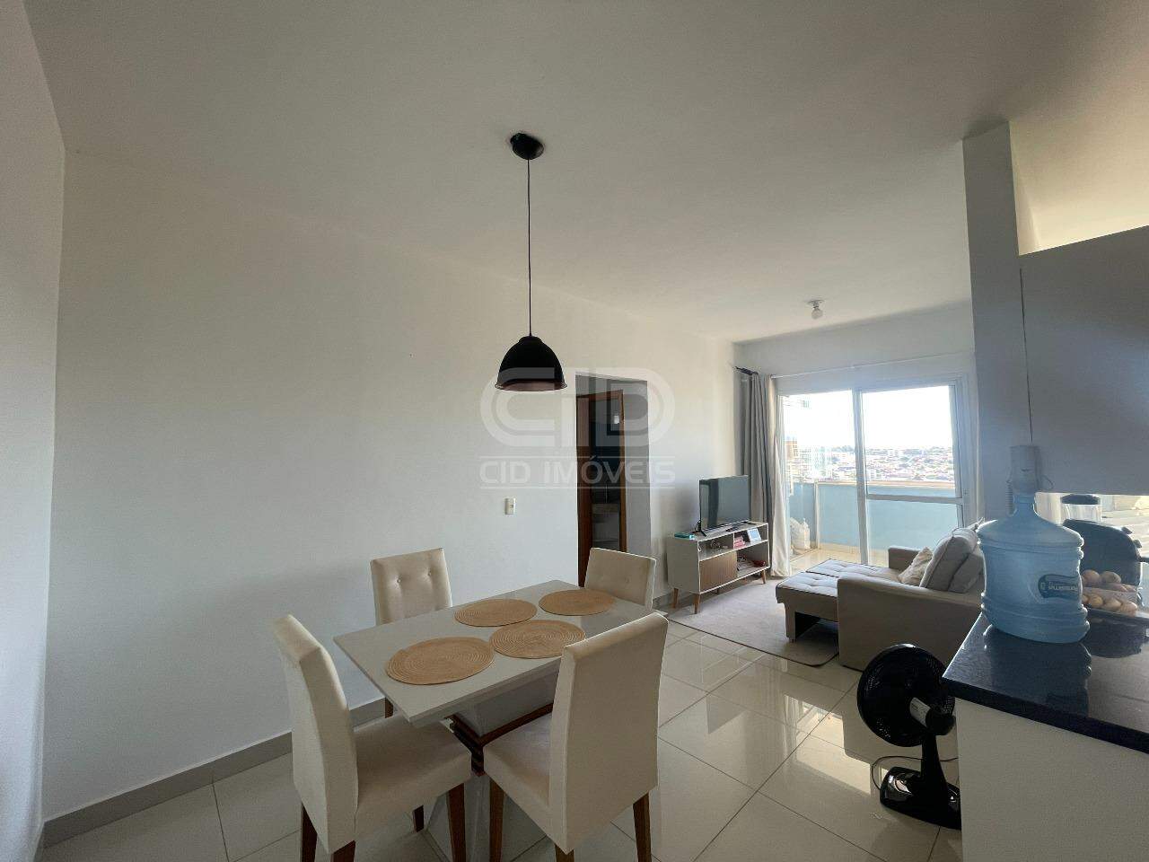 Apartamento para alugar com 3 quartos, 89m² - Foto 4