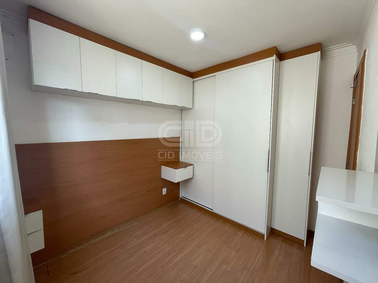 Apartamento para alugar com 2 quartos, 40m² - Foto 6