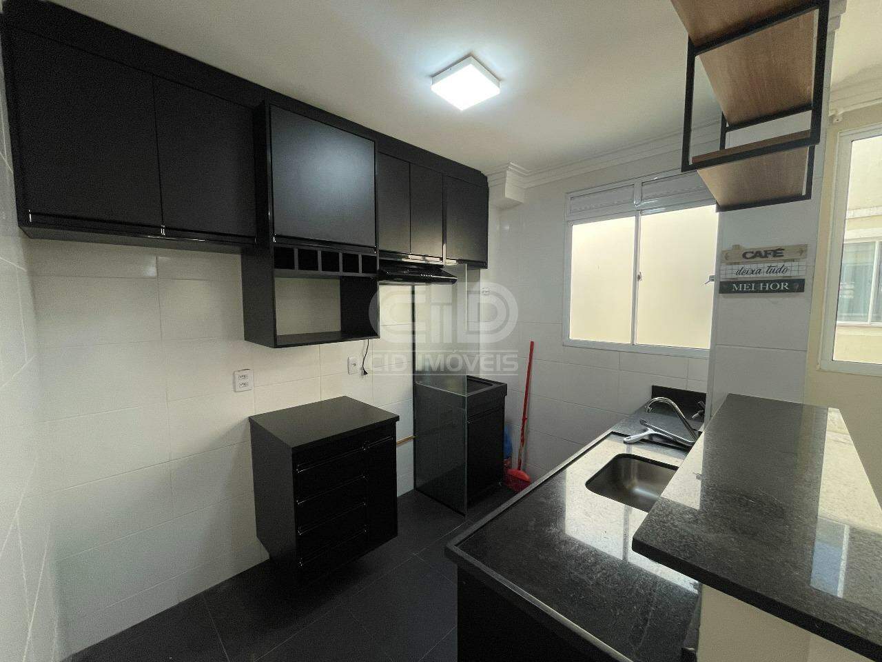 Apartamento para alugar com 2 quartos, 40m² - Foto 12