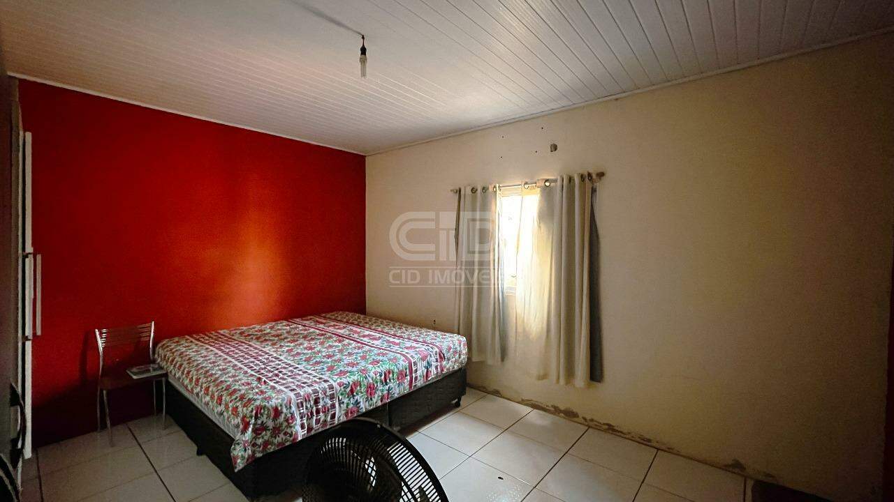 Casa à venda com 2 quartos, 200m² - Foto 5