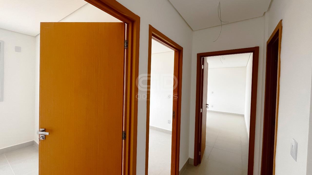 Apartamento à venda com 3 quartos, 114m² - Foto 9