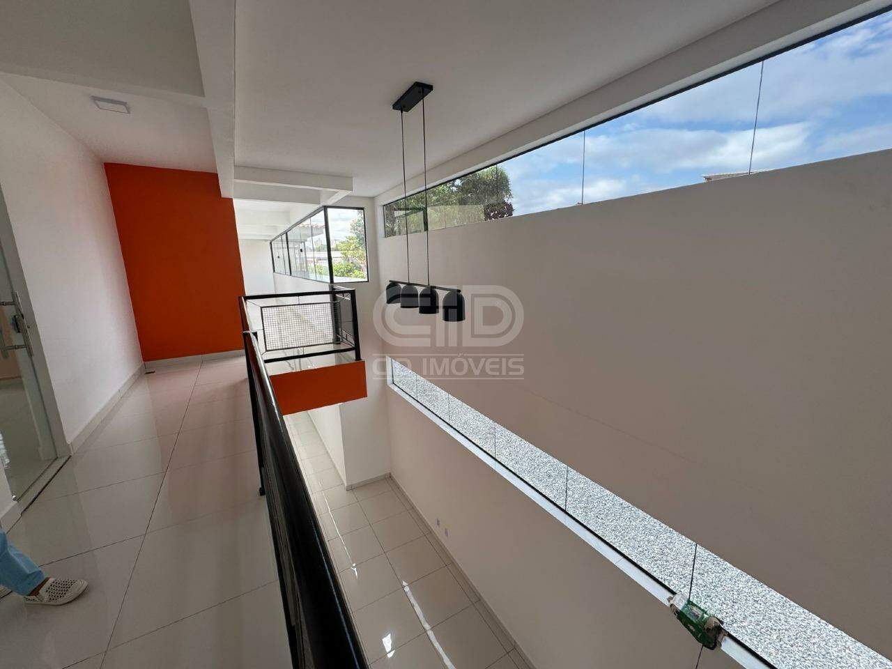 Prédio Comercial para aluguel no Araés: 