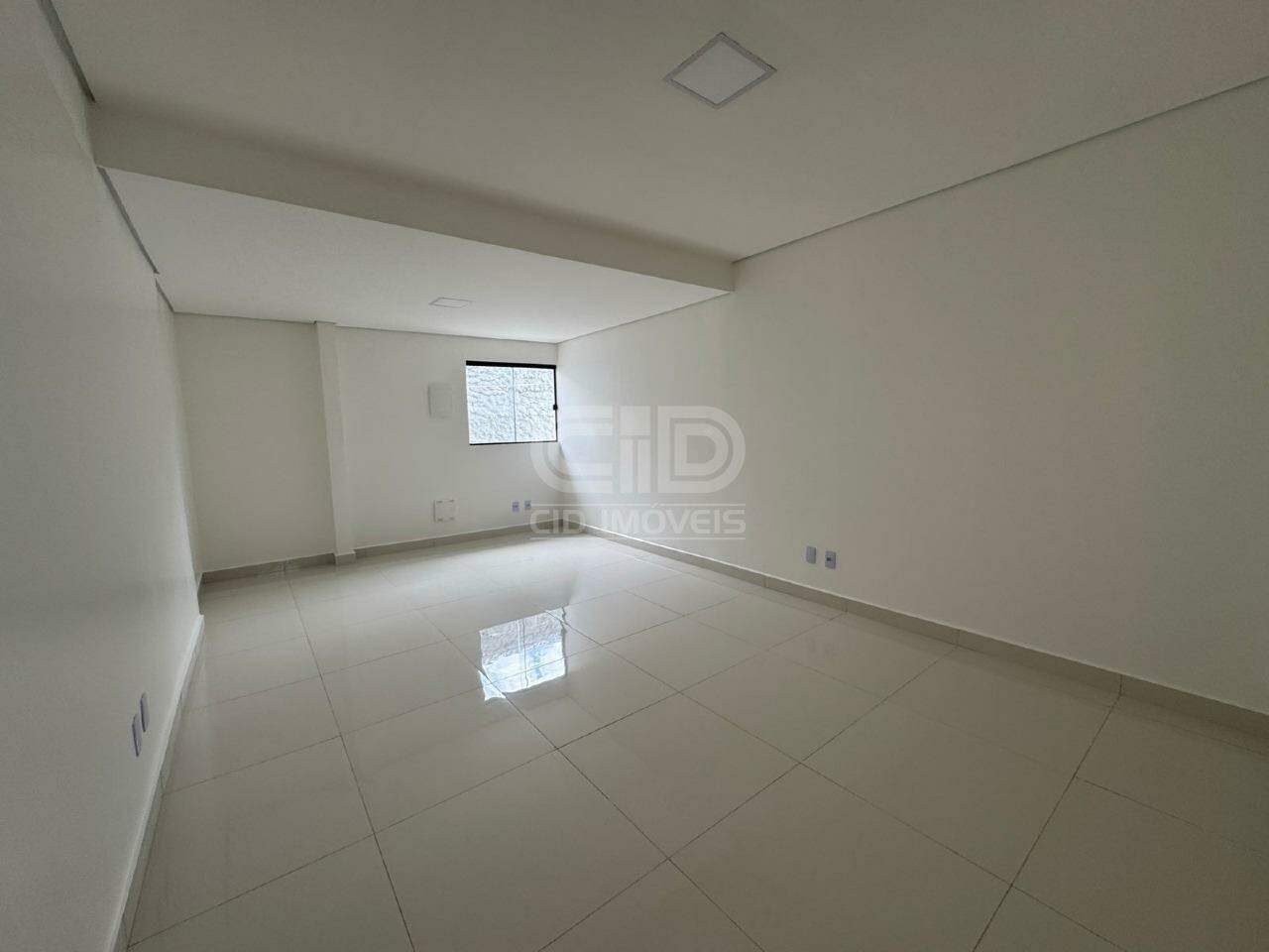 Prédio Comercial para aluguel no Araés: 