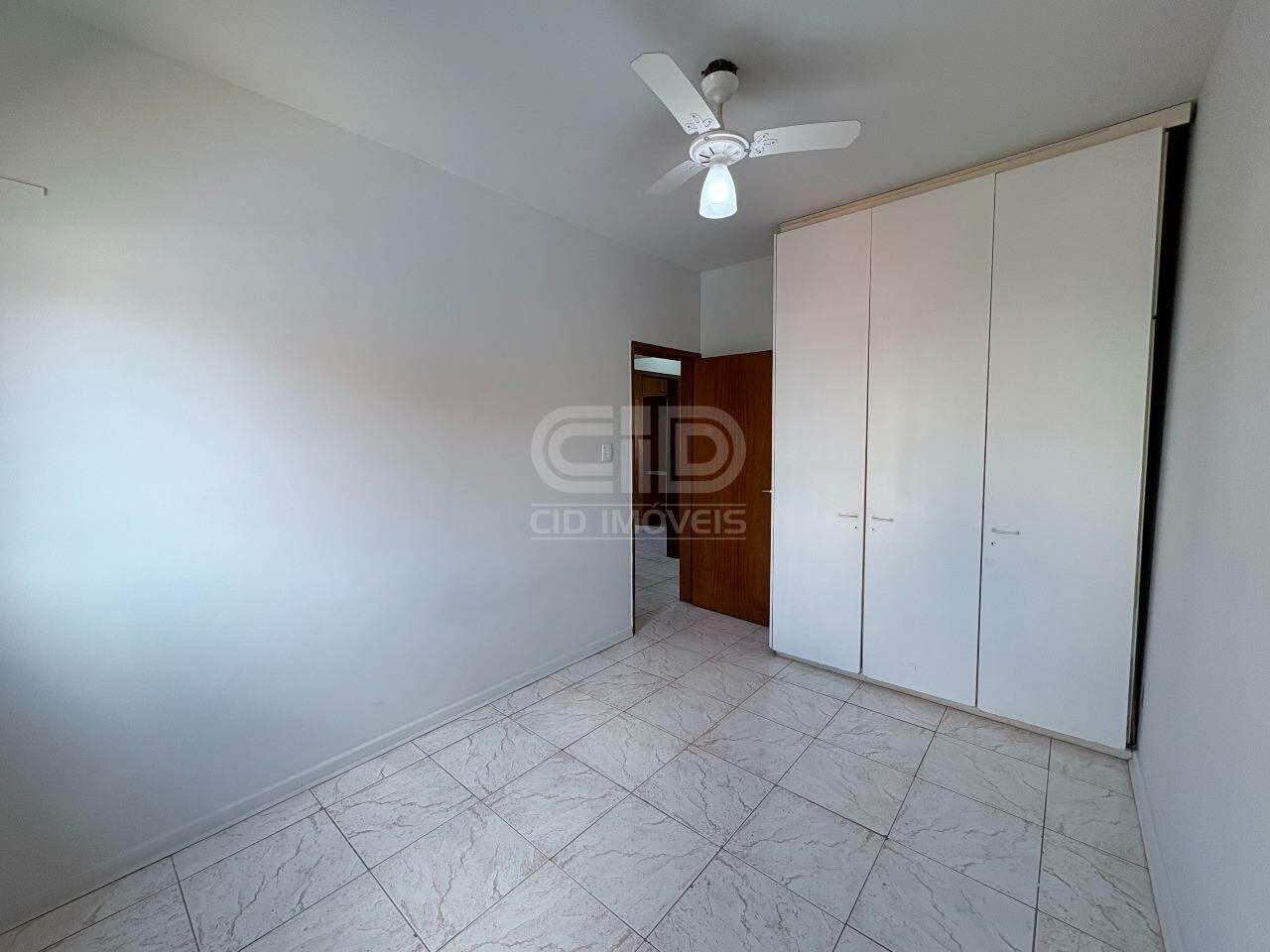 Apartamento à venda com 3 quartos, 106m² - Foto 10