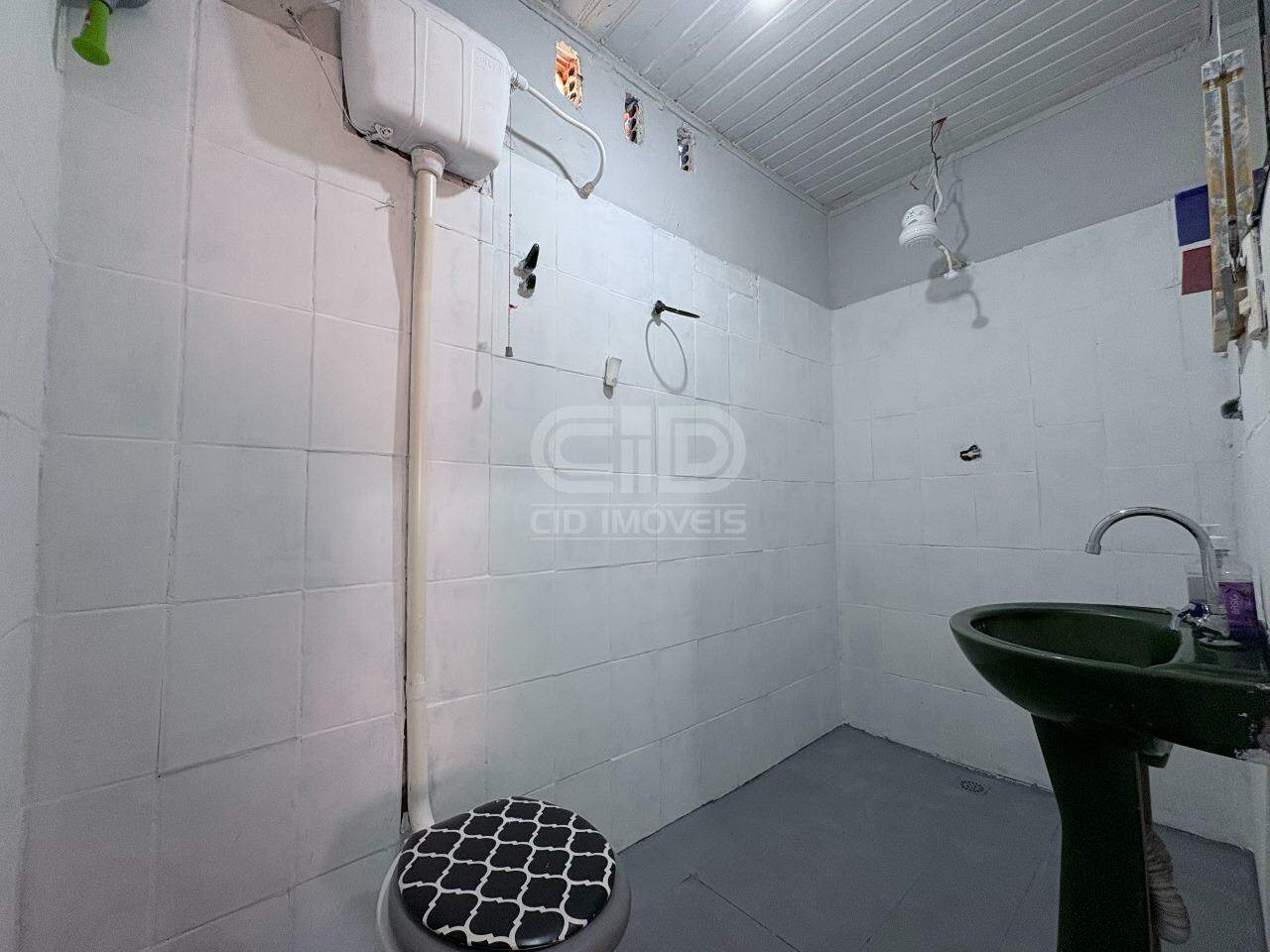 Casa à venda com 2 quartos, 150m² - Foto 9