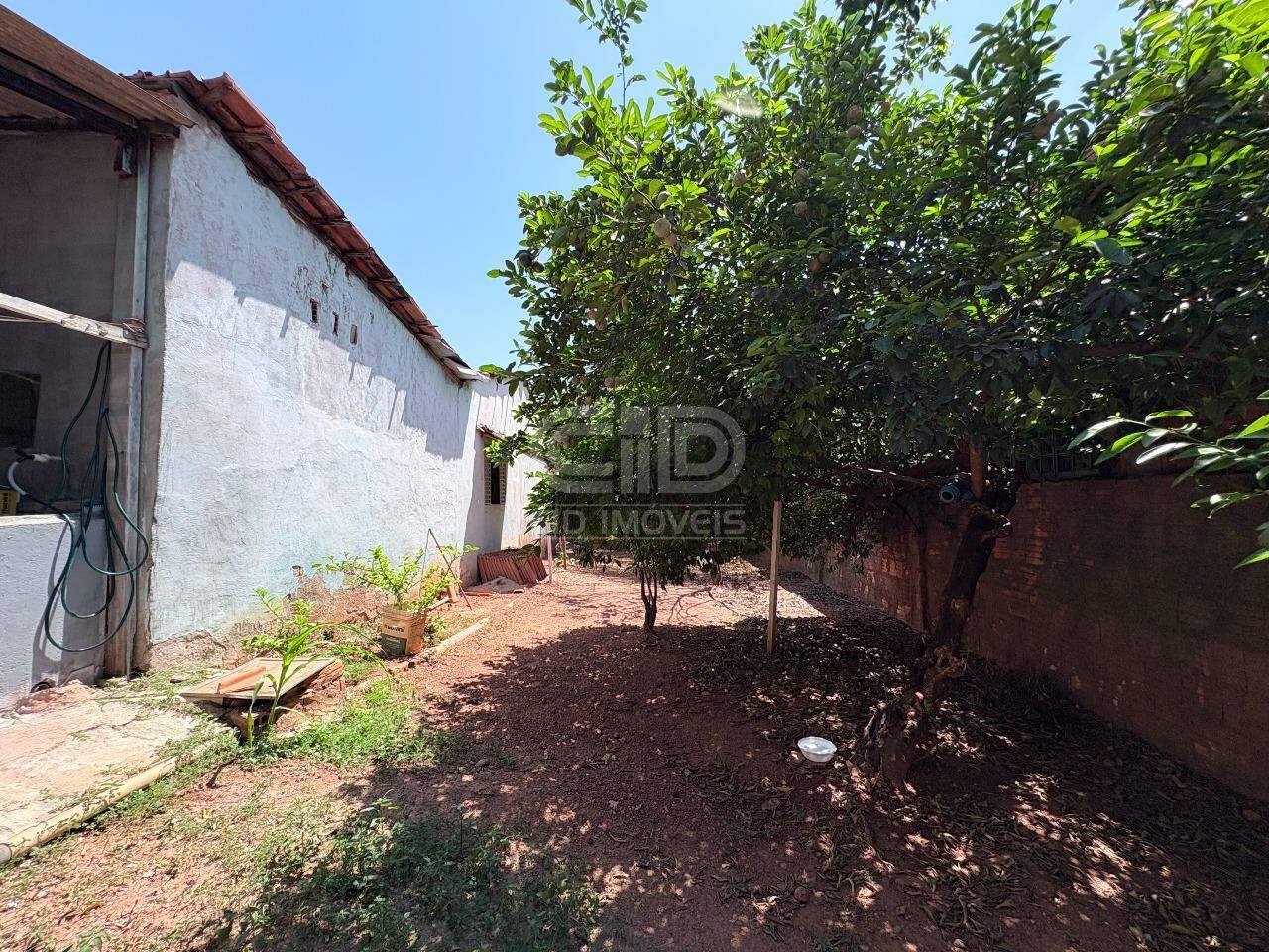 Casa à venda com 2 quartos, 150m² - Foto 11