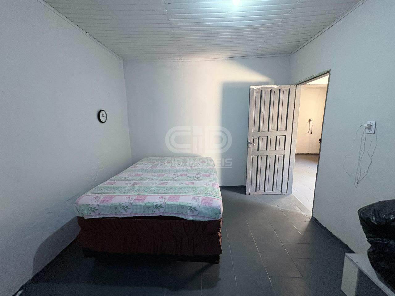 Casa à venda com 2 quartos, 150m² - Foto 5
