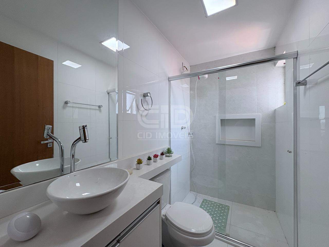 Apartamento à venda com 2 quartos, 67m² - Foto 10