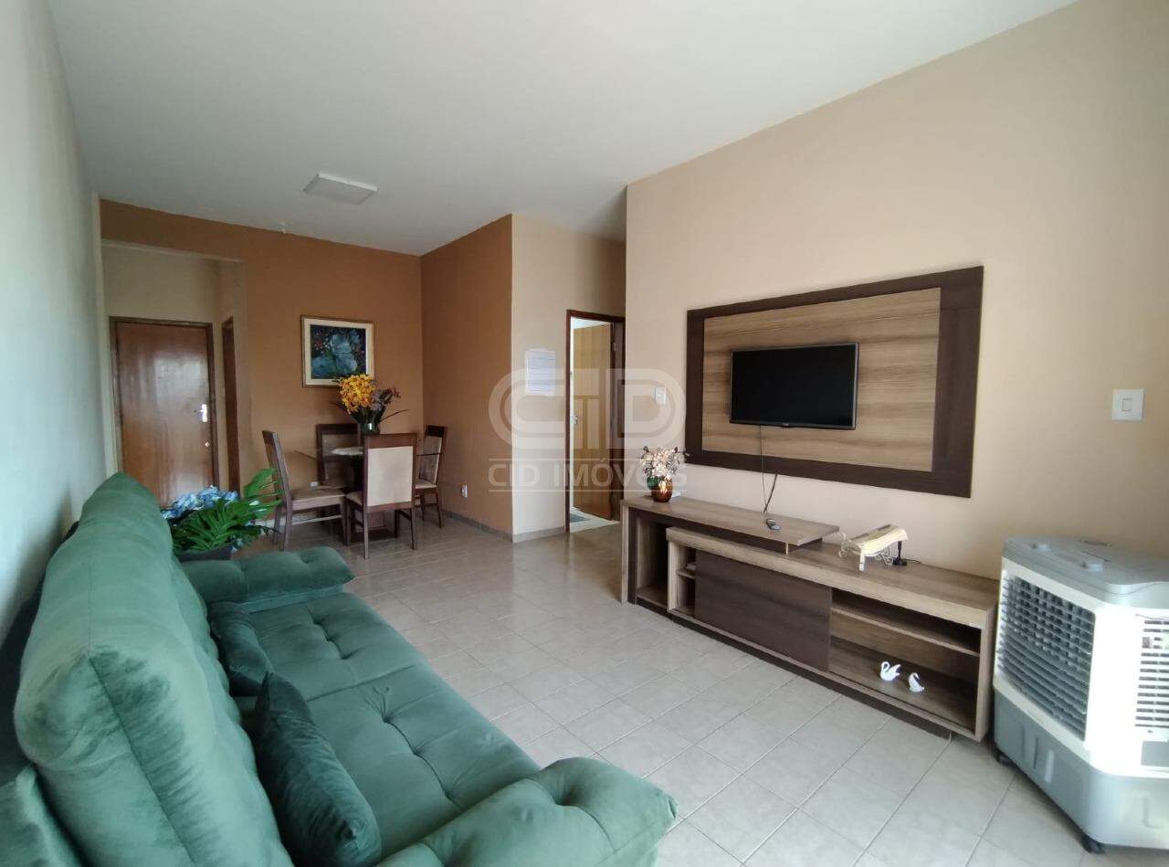 Apartamento à venda com 2 quartos, 67m² - Foto 5