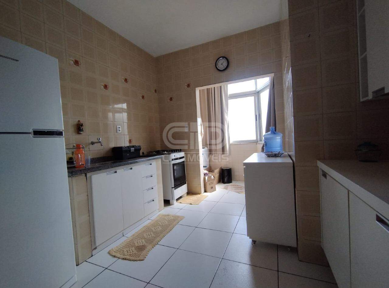 Apartamento à venda com 2 quartos, 67m² - Foto 14