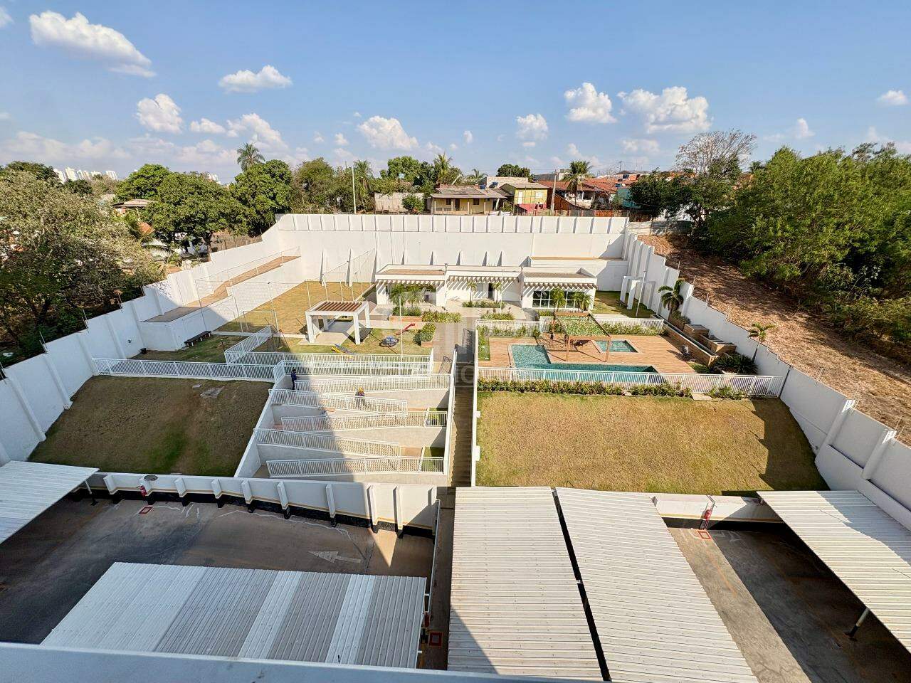 Apartamento à venda com 2 quartos, 64m² - Foto 9