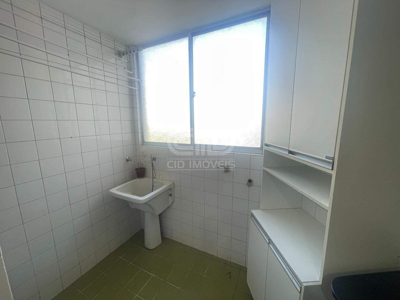 Apartamento à venda com 3 quartos, 95m² - Foto 17