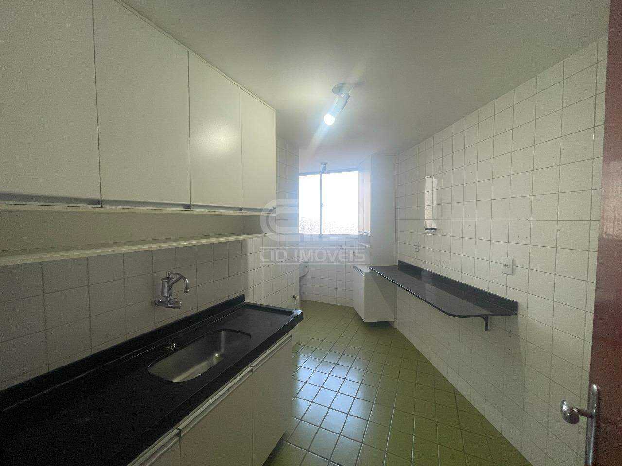 Apartamento à venda com 3 quartos, 95m² - Foto 15