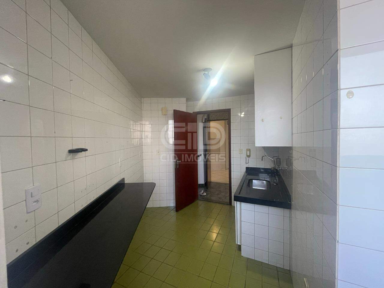 Apartamento à venda com 3 quartos, 95m² - Foto 16
