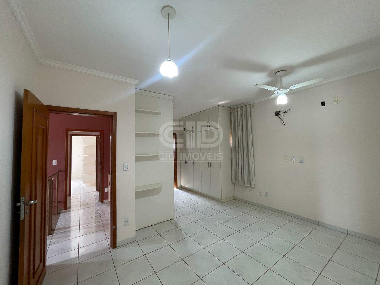Sobrado para alugar com 3 quartos, 310m² - Foto 15