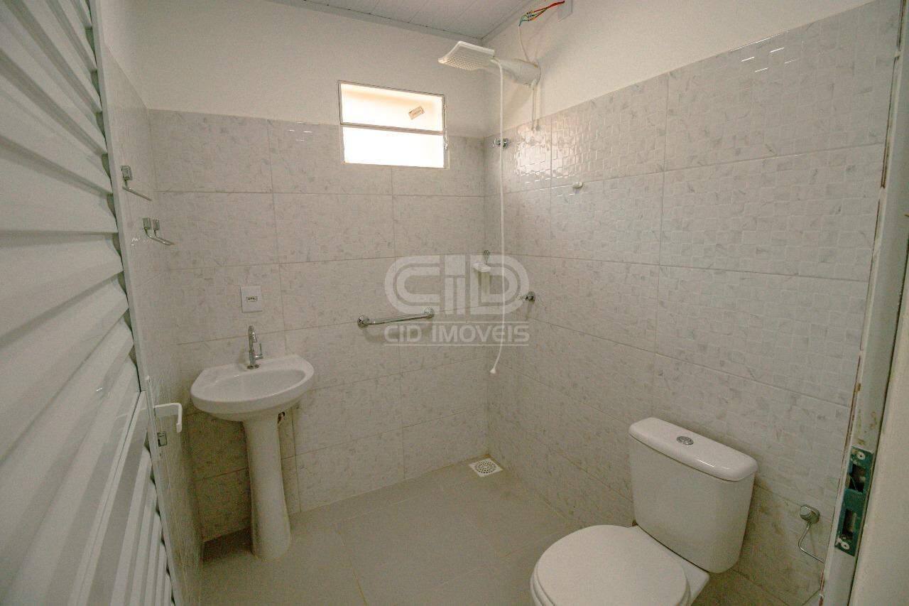 Casa à venda com 5 quartos, 240m² - Foto 15