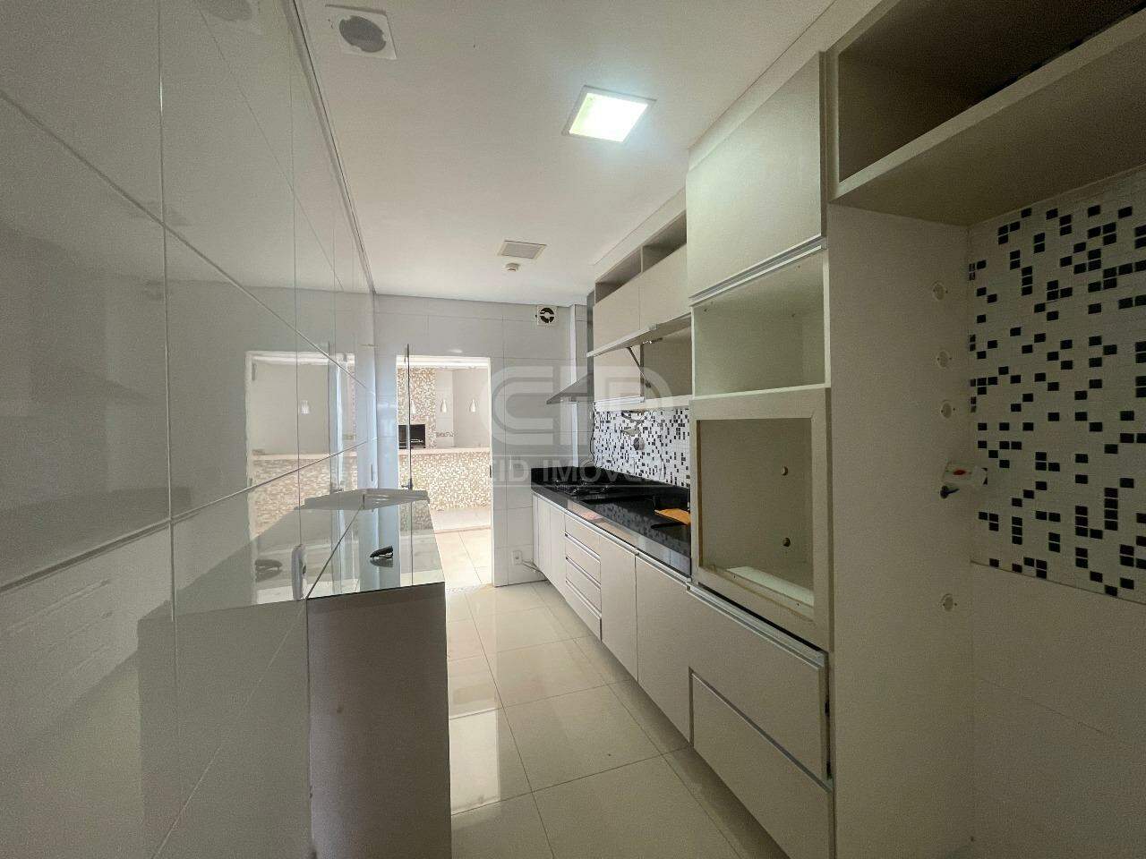 Casa para alugar com 3 quartos, 105m² - Foto 21