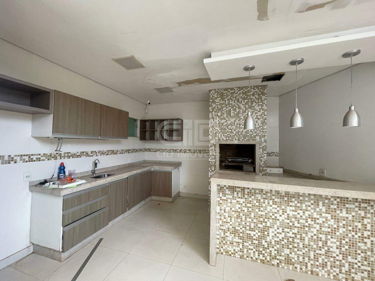 Casa para alugar com 3 quartos, 105m² - Foto 24
