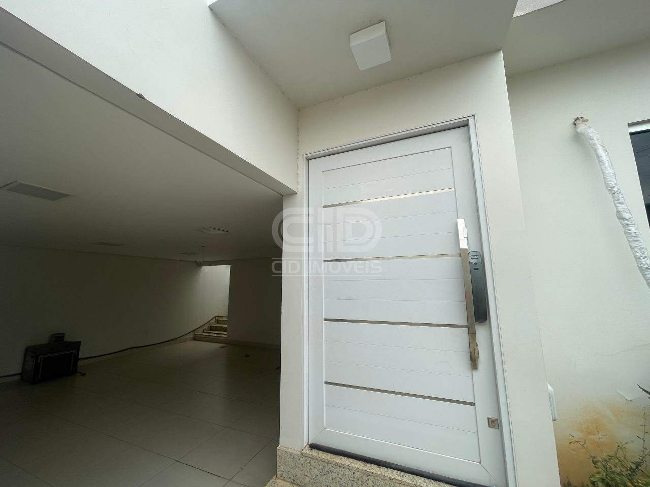 Casa para alugar com 3 quartos, 105m² - Foto 3