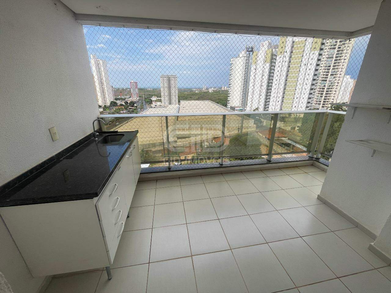 Apartamento com 3 quartos no Condomínio Portal do Parque