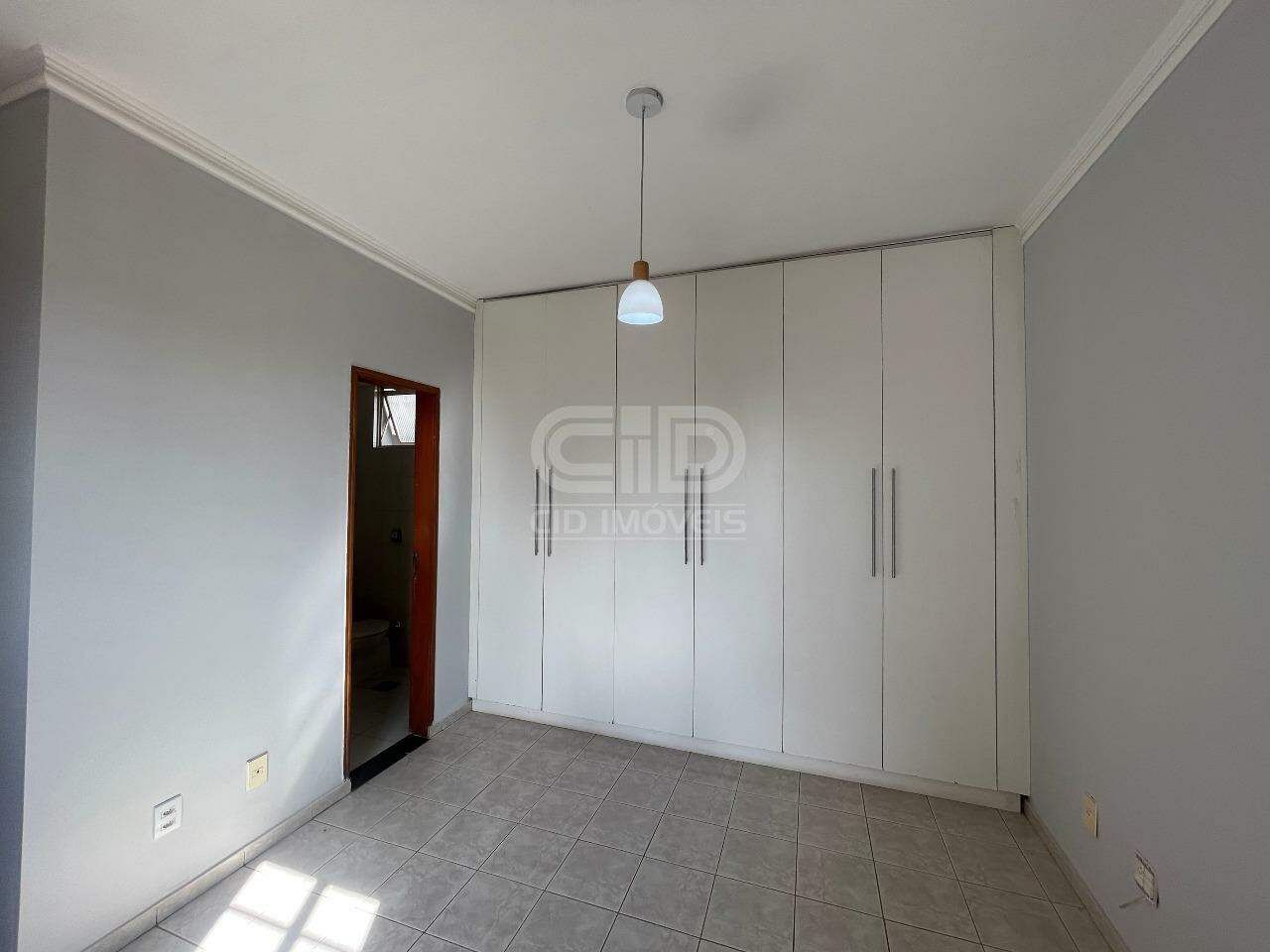Apartamento para aluguel no Alvorada: 