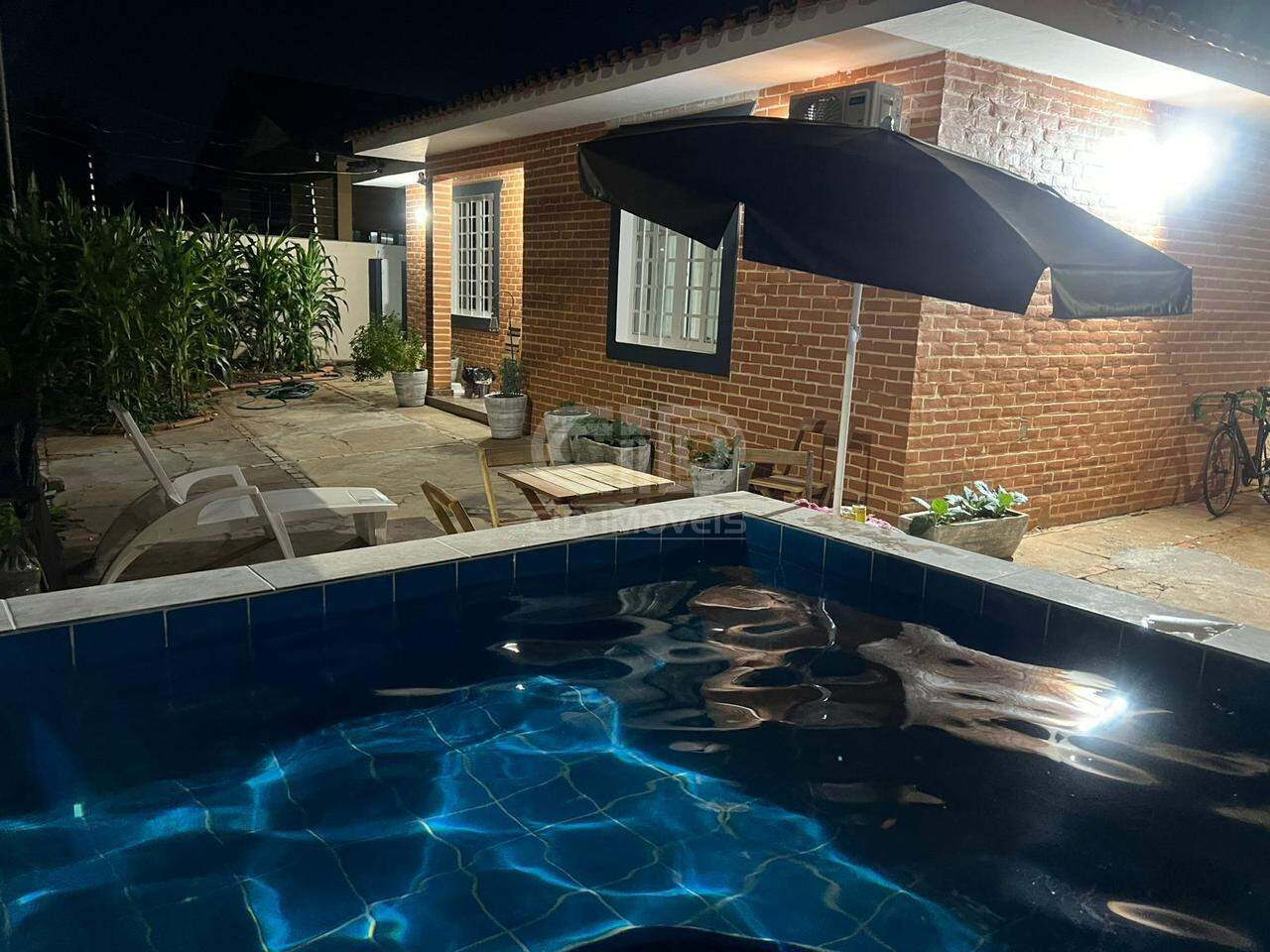 Casa, 6 quartos, 428 m² - Foto 1