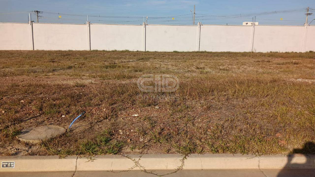 Terreno à venda, 200m² - Foto 1