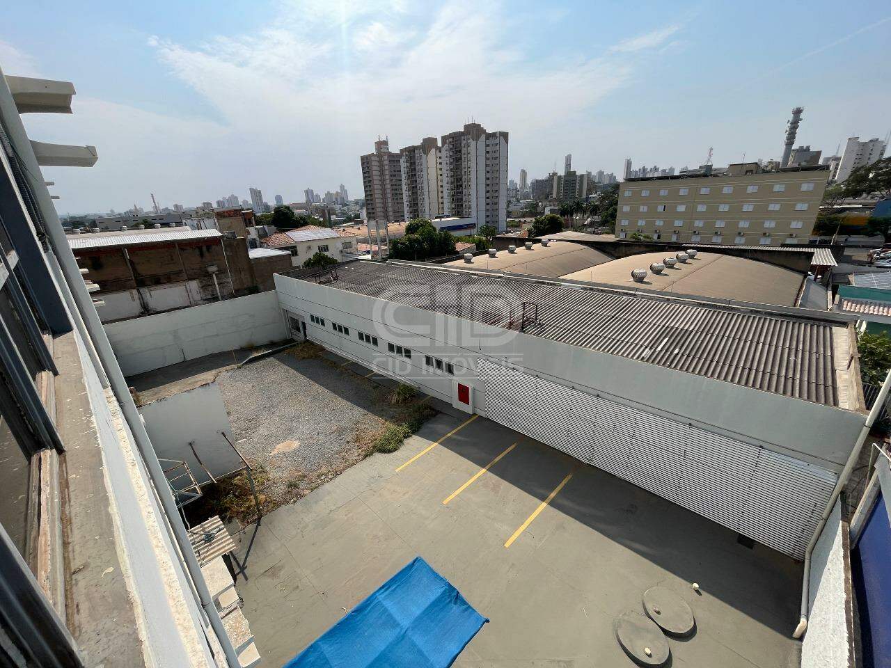 Prédio Comercial para aluguel no Bandeirantes: 