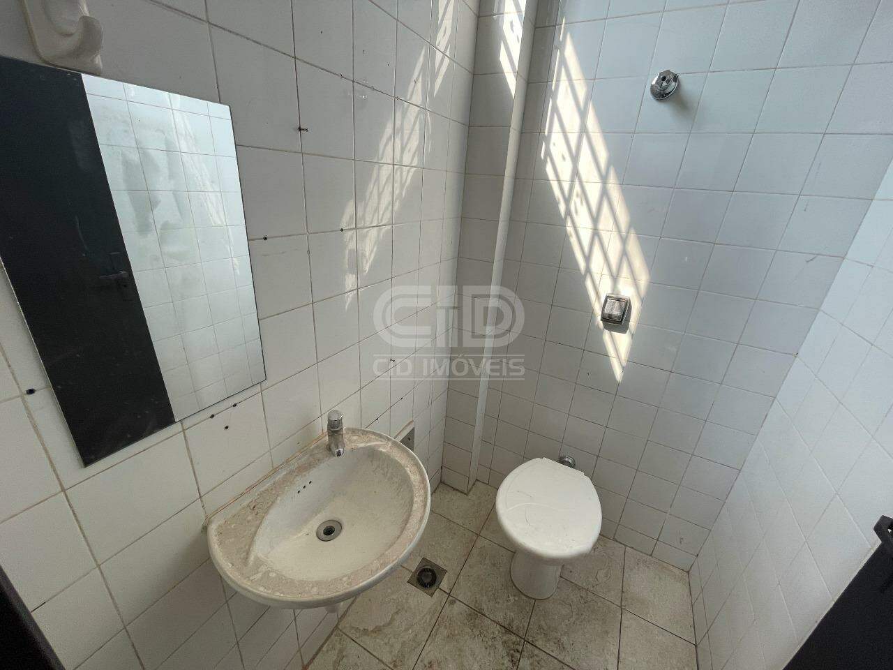 Prédio Comercial para aluguel no Bandeirantes: 