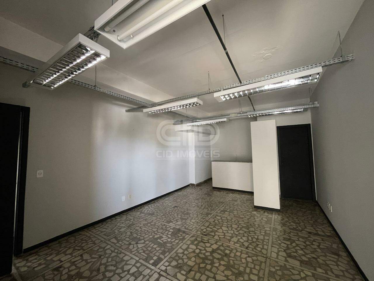 Prédio Comercial para aluguel no Bandeirantes: 