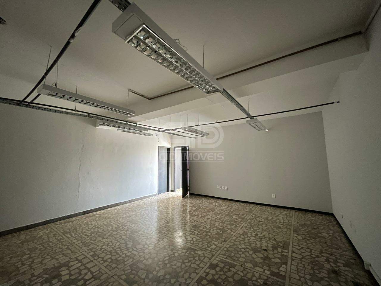 Prédio Comercial para aluguel no Bandeirantes: 