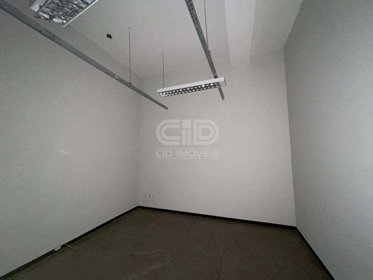 Prédio Comercial para aluguel no Bandeirantes: 