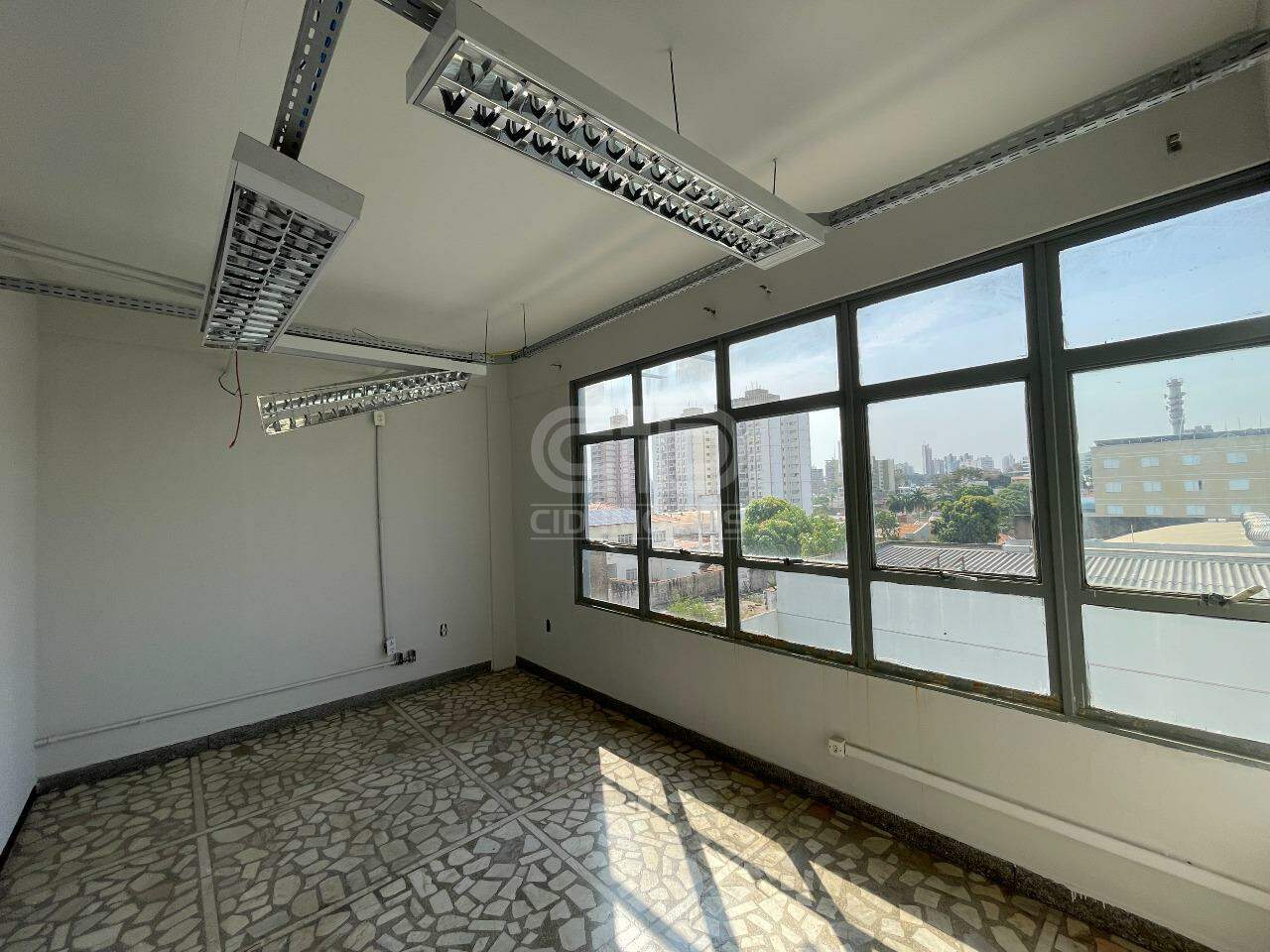 Prédio Comercial para aluguel no Bandeirantes: 