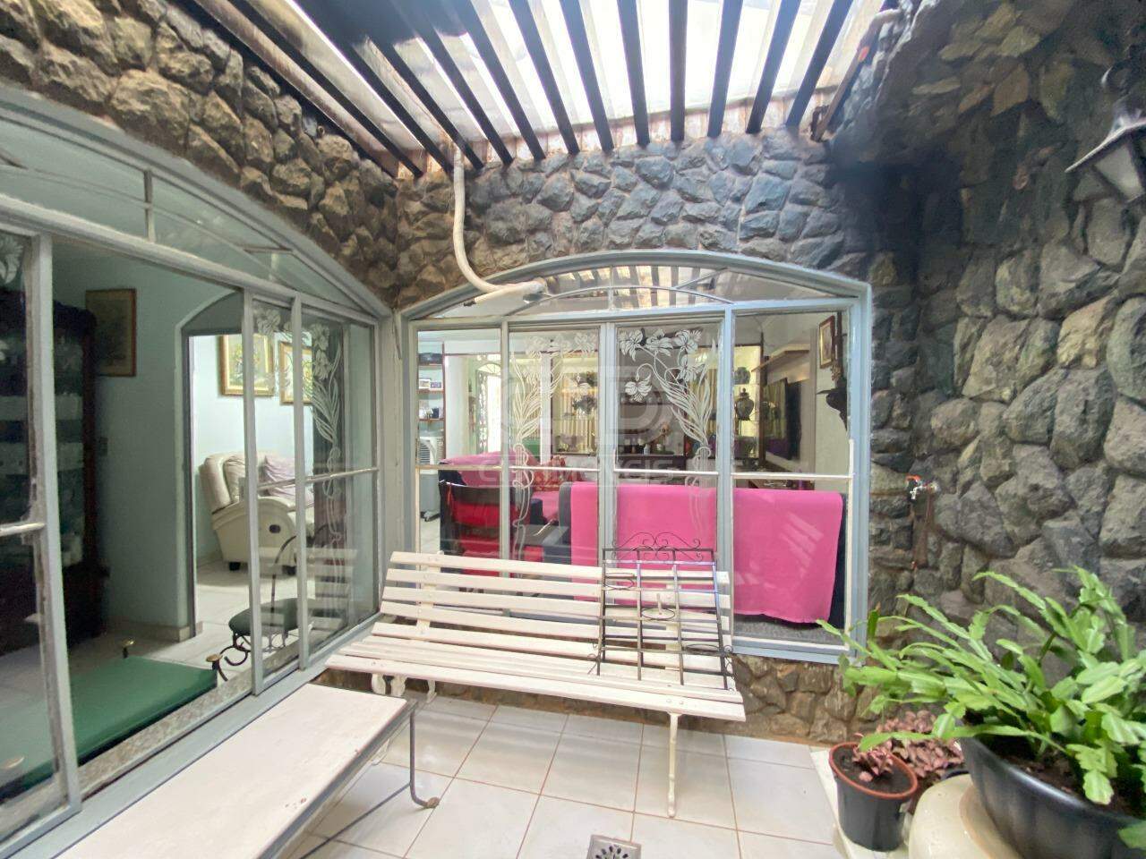 Casa à venda no Ponte Nova: